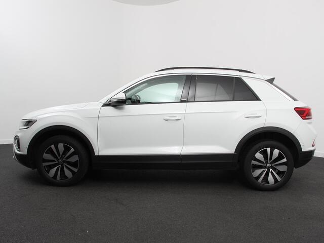 Volkswagen T-Roc 1.0 TSI 110pk Move Navigatie Apple Carpla/Android Auto Digitale Cockpit Climate Control Lichtmetalen velgen Dab