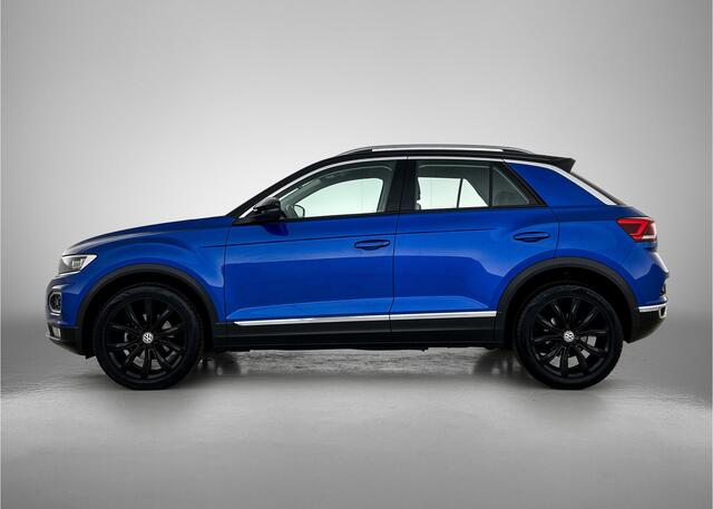 Volkswagen T-Roc 1.5 TSI Sport | 18" LMV | All-Season banden | Elektrische Achterklep | BTW-Voertuig |
