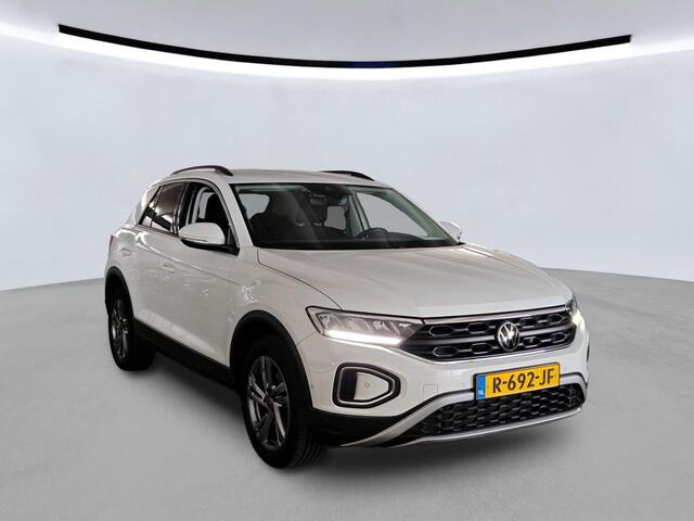 Volkswagen T-Roc 1.0 TSI 110pk Life 75 Edition / Virtual cockpit / App. Connect / Achteruitrij camera / 16'' LMV