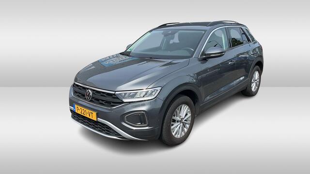 Volkswagen T-Roc 1.0 TSI Life Business Navigatie / Parkeersensoren / Clima / LED verlichting / LM Velgen / App-connect