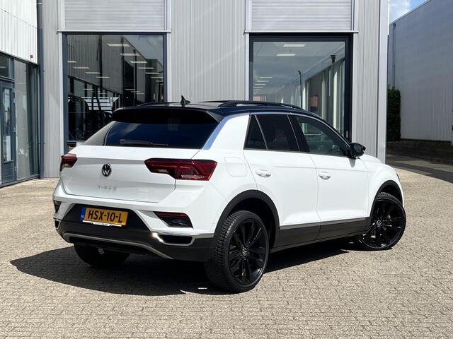 Volkswagen T-Roc 1.5 TSI Sport Business R | 150PK/Voll.Historie/Navi/Pano.Dak/Adapt.Cruise/Camera/Stoelverw./19"/Sfeerverl./Apple CarPlay-Android Auto