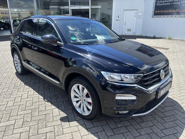 Volkswagen T-Roc 1.5 TSI Sport Carplay Bluetooth Parkeersensoren