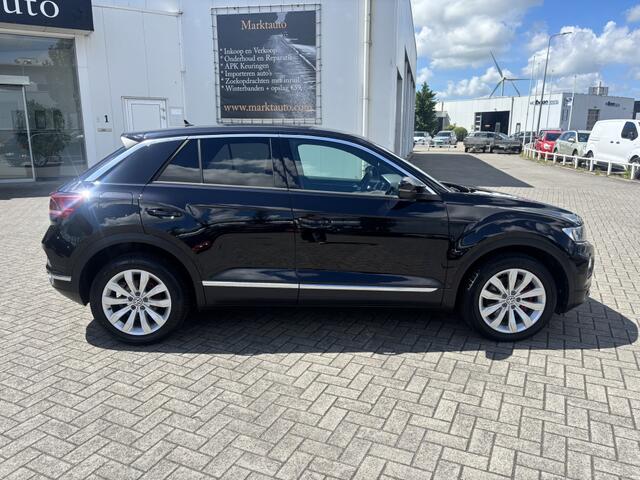 Volkswagen T-Roc 1.5 TSI Sport Carplay Bluetooth Parkeersensoren