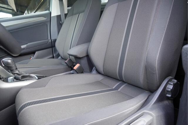 Volkswagen T-Roc 1.5 TSI 150PK! Automaat Style Business BJ2022 Lmv 16" | Led | Pdc | Elek. achterklep | Achteruitrijcamera | App-Connect | Navi | Virtual cockpit | Climate control | Cruise control | Extra getint glas