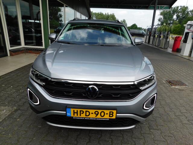 Volkswagen T-Roc 1.5TSI 150PK DSG LIFE EDITION!! All-in Prijs!