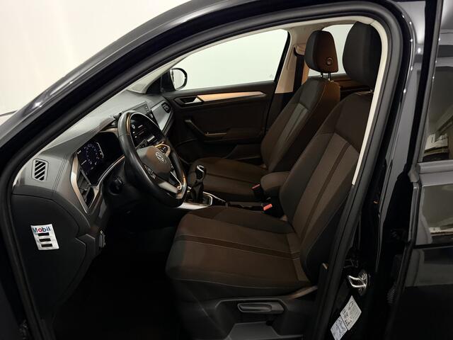 Volkswagen T-Roc 1.0 TSI Life Apple carplay, Parkeersensoren, Cruise control adaptief, Virtual desk, A start stop, Lichtmetalen velgen