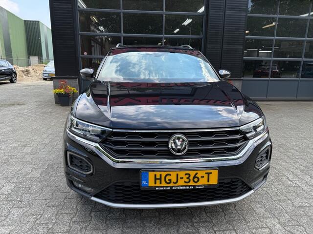 Volkswagen T-Roc 1.5 TSI SPORT BNSR BJ.2019 PANO TREKHAAK