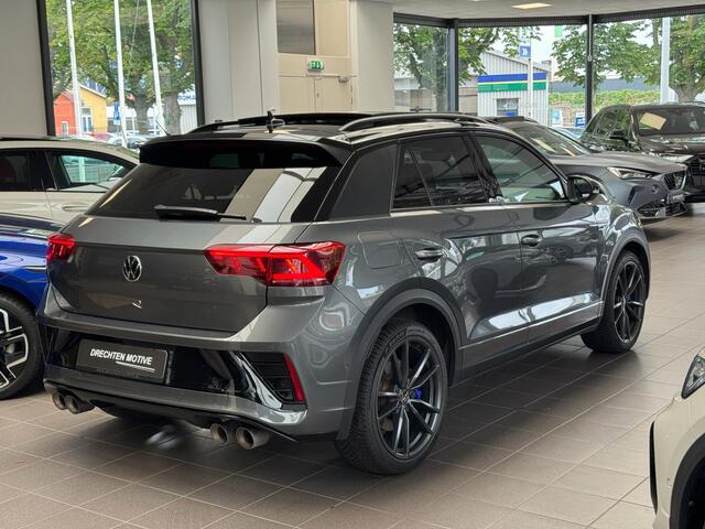 Volkswagen T-Roc 2.0 TSI 4Motion R / Pano / Beats / Akrapovice /