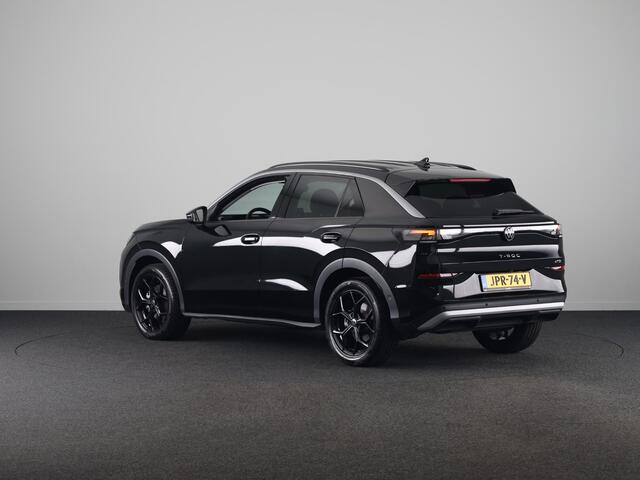Volkswagen T-Roc 1.5 eTsi Life First Edition 115PK DSG | Beschikbaar vanaf 3-7-2026 |Verlengde garantie | 18" Lm velgen | Stoel- en stuurverwarming |