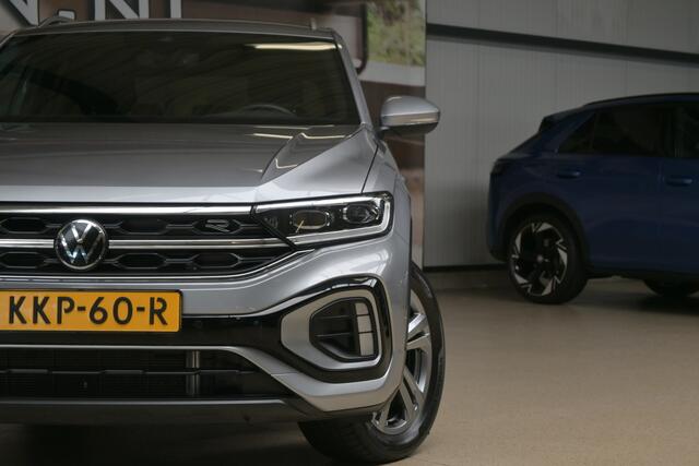 Volkswagen T-Roc 1.5 TSI 150pk R-Line | IQ. Light | Virtual | Navi | PDC assistent | 100% (Dealer) onderhouden label