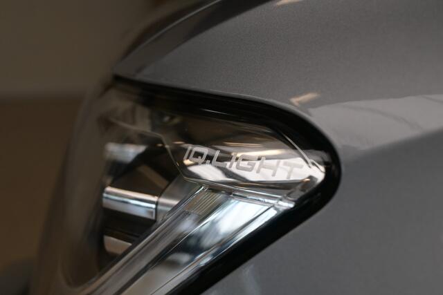 Volkswagen T-Roc 1.5 TSI 150pk R-Line | IQ. Light | Virtual | Navi | PDC assistent | 100% (Dealer) onderhouden label