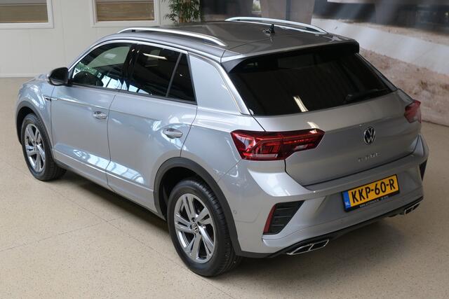 Volkswagen T-Roc 1.5 TSI 150pk R-Line | IQ. Light | Virtual | Navi | PDC assistent | 100% (Dealer) onderhouden label