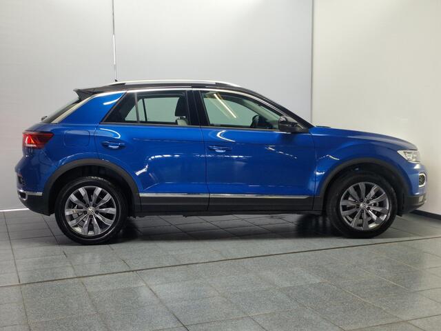Volkswagen T-Roc 1.5 TSI Sport Automaat, maar 25.000KM, Keyless Entry/Start, Applecarpl./Andr. Auto, Elektr. Achterklep, Navigatie, Adaptive CruiseControl, Afneembare Trekhaak
