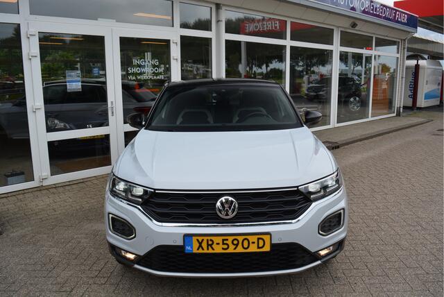 Volkswagen T-Roc 1.5 TSI 150PK Sport Exclusive | Adaptive | Stoel VW | 18Inch | Trekhaak |