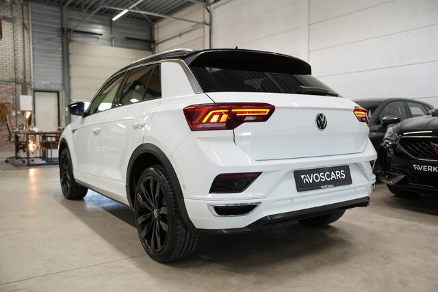 Volkswagen T-Roc 1.5 TSI 3x R-Line * Pano - Virtual - Beats - Keyless - Camera - ACC - Blind Spot - 19" - App - LED *