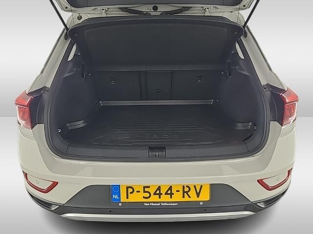 Volkswagen T-Roc 1.0 TSI Life 75 Edition 1e-Eig. & Dealer-Onderh. BOVAG-Garantie. NL-Auto.