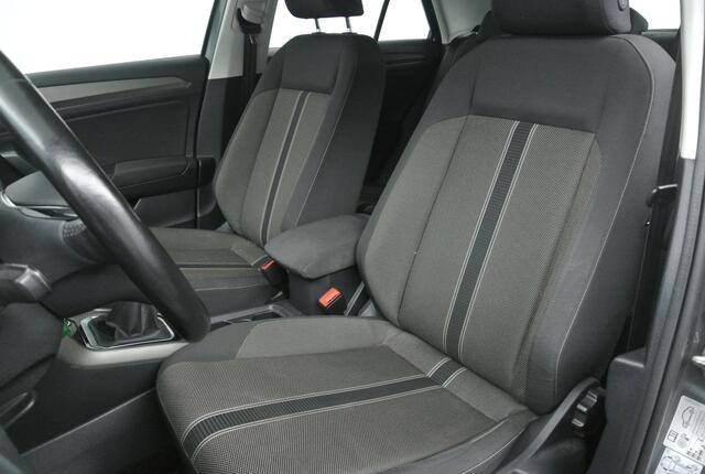 Volkswagen T-Roc 1.0 TSI 110pk Style | Winterpakket | Trekhaak | Carplay/Android Auto | Climate Control |