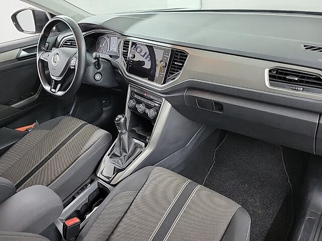 Volkswagen T-Roc 1.0 TSI Style 2e-Eig. & Keurig-Onderh. BOVAG-Garantie. NL-Auto.