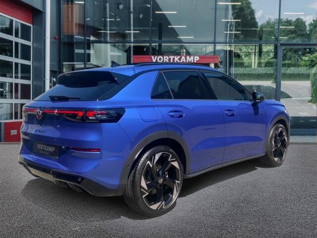Volkswagen T-Roc 1.5 eTSI R-LINE PANO-DAK/TREKHAAK/CAMERA/20''INCH/IQ-LIGHTS
