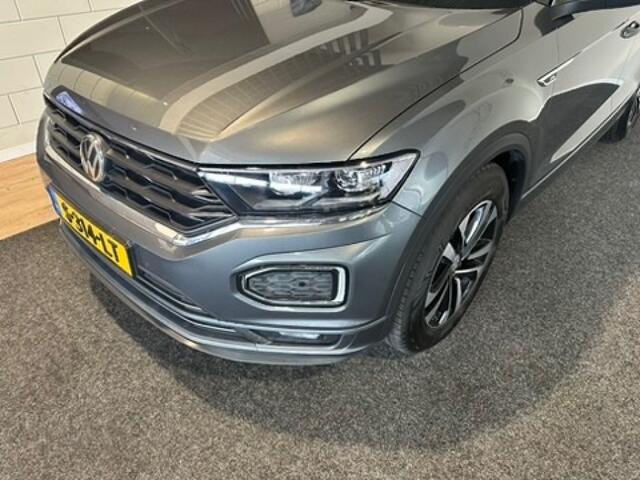 Volkswagen T-Roc 1.5 TSI SPORT R-LINE PANODAK CARPLAY CLIMA NAVI CAMERA