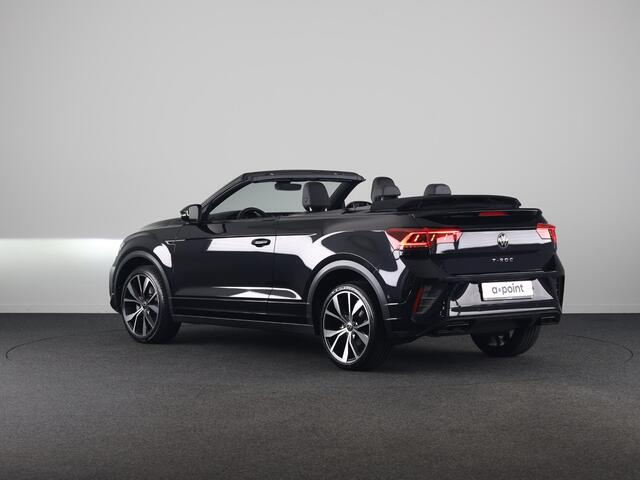Volkswagen T-Roc Cabrio 1.5 TSI R-Line 150 pk Automaat (DSG) | Navigatie | Trekhaak (afneembaar) | Windscherm | Parkeersensoren (Park assist) | Achteruitrijcamera | Stoelverwarming | R-Line |