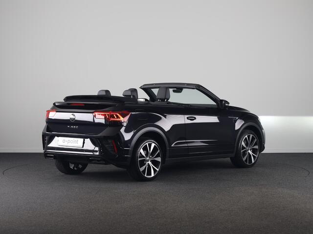 Volkswagen T-Roc Cabrio 1.5 TSI R-Line 150 pk Automaat (DSG) | Navigatie | Trekhaak (afneembaar) | Windscherm | Parkeersensoren (Park assist) | Achteruitrijcamera | Stoelverwarming | R-Line |