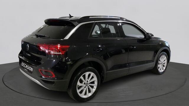 Volkswagen T-Roc 1.5 TSI Life Edition | camera | 17" | Climatronic |