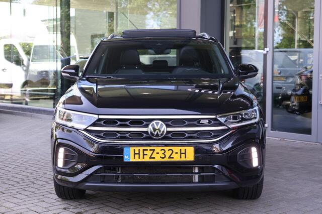 Volkswagen T-Roc 1.5 TSI R-LINE *PANO*IQ-LIGHT*CAMERA*CARPLAY*TREKHAAK