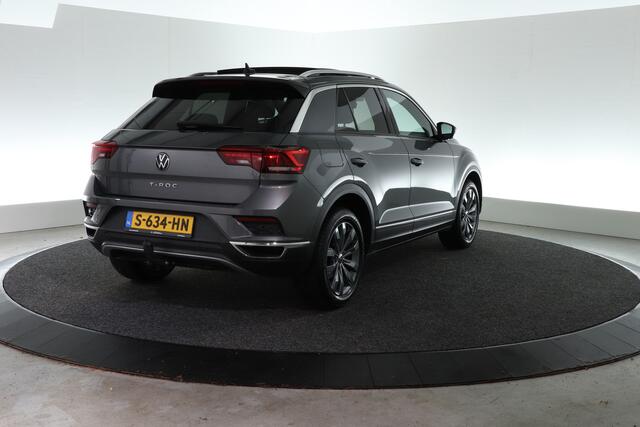 Volkswagen T-Roc 1.5 TSI Sport | TREKHAAK | SCHUIF-KANTEL |