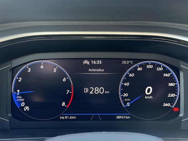 Volkswagen T-Roc 1.0 TSI Life 75 Edition | Achteruitrijcamera | Carplay | Afneembare Trekhaak |