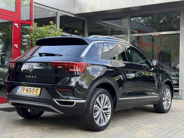 Volkswagen T-Roc 1.5 TSI 150PK AUT. *!* SPORT *!* PANODAK/ RADAR/ 18 INCH/ CAMERA/ CARPLAY *!*