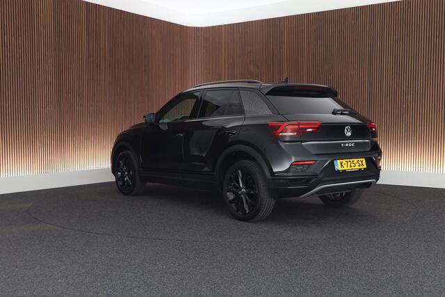 Volkswagen T-Roc 1.5 TSI 150pk DSG Sport Black Style Keyless Camera Virtual Cockpit Navigatie