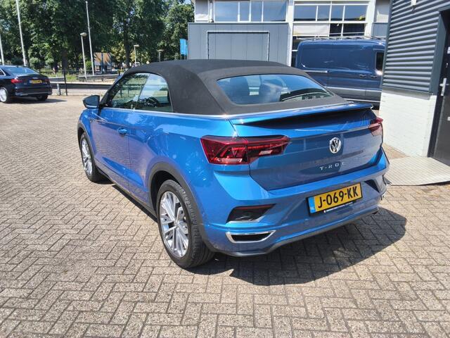 Volkswagen T-Roc Cabrio 1.5 TSI R-Line . Cabrio. Navigatie en Camera. alarm systeem