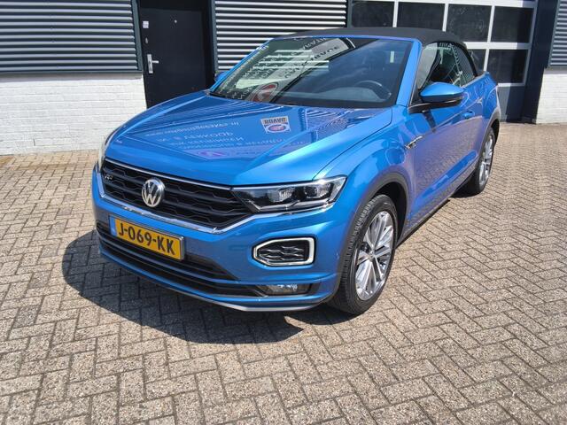 Volkswagen T-Roc Cabrio 1.5 TSI R-Line . Cabrio. Navigatie en Camera. alarm systeem