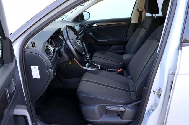 Volkswagen T-Roc 1.5 TSI Style - 150 pk ** / LED / Camera / DSG / Carplay