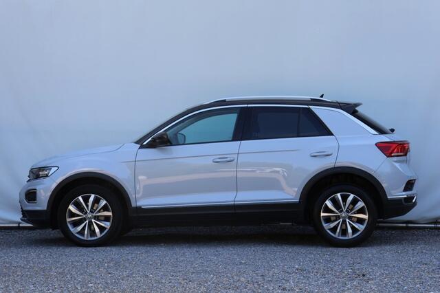 Volkswagen T-Roc 1.5 TSI Style - 150 pk ** / LED / Camera / DSG / Carplay