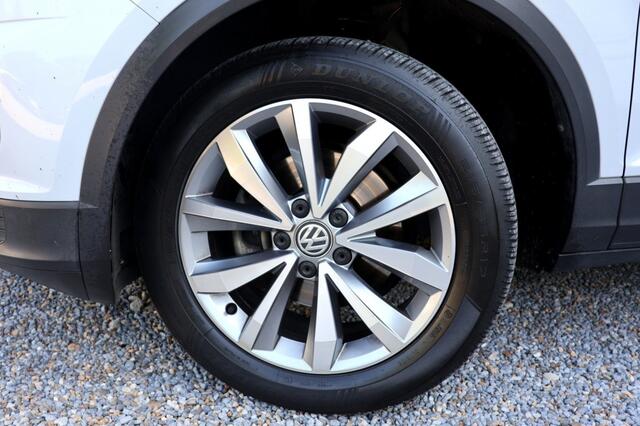 Volkswagen T-Roc 1.5 TSI Style - 150 pk ** / LED / Camera / DSG / Carplay