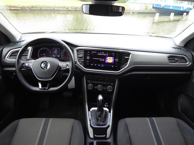 Volkswagen T-Roc 1.5 TSI Style Business AUT. NAVI, CLIMA, PDC, CAMERA, CRUISE, LMV!