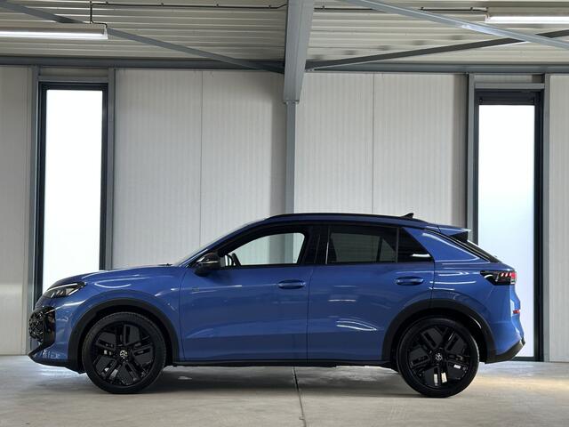 Volkswagen T-Roc 1.5 eTsi R-Line First Edition | IQ light | Pano | Trekhaak |