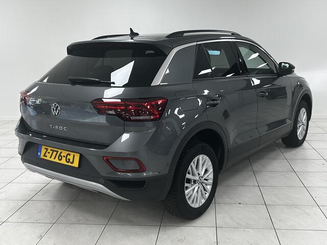 Volkswagen T-Roc 1.0 TSI Life | NAVIGATIE | PARKEERSENSOREN VOOR-EN ACHTER | CLIMATE CONTROL
