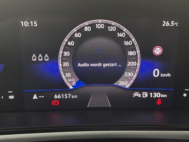 Volkswagen T-Roc 1.0 TSI Life | NAVIGATIE | PARKEERSENSOREN VOOR-EN ACHTER | CLIMATE CONTROL