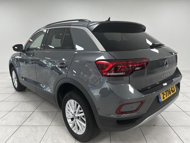 Volkswagen T-Roc 1.0 TSI Life | NAVIGATIE | PARKEERSENSOREN VOOR-EN ACHTER | CLIMATE CONTROL
