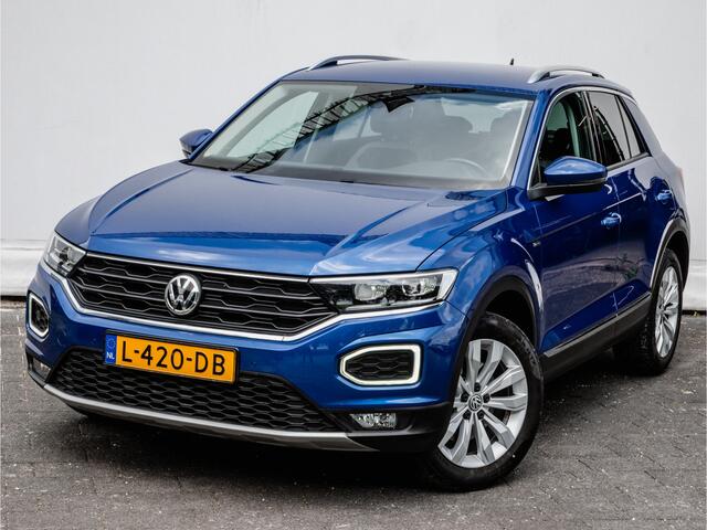 Volkswagen T-Roc 1.5 TSI 150pk Executive Trekhaak/ Virtual dash/ Sportstoelen/ Stoelverwarming/ Adapt. cruise