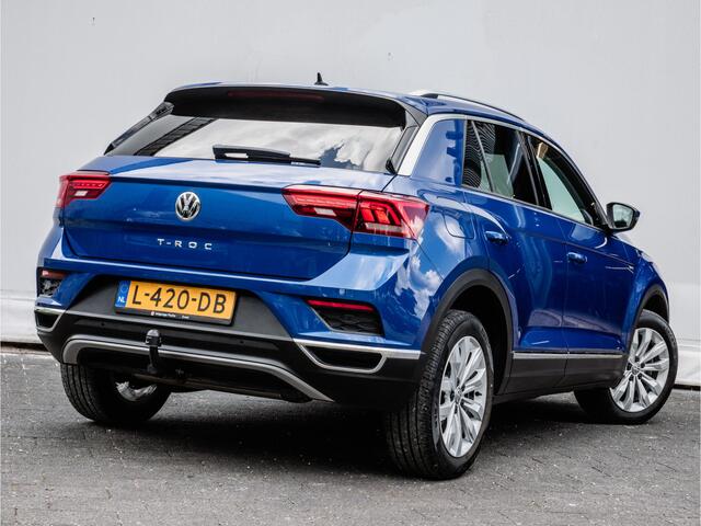 Volkswagen T-Roc 1.5 TSI 150pk Executive Trekhaak/ Virtual dash/ Sportstoelen/ Stoelverwarming/ Adapt. cruise