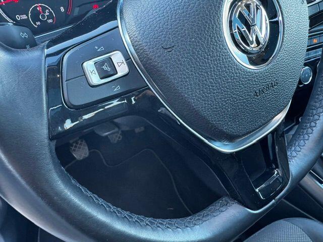 Volkswagen T-Roc 1.0 TSI Style Beats Airco,Navigatie,Camera,Panoramadak