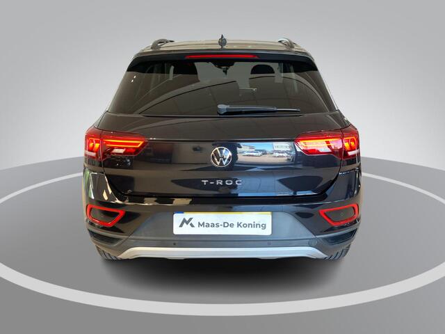 Volkswagen T-Roc 1.0TSI/110PK Life 75 Edition · Apple/Android Car Play · Camera + Parkeersensoren · LED