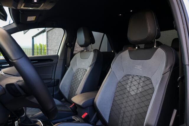 Volkswagen T-Roc 1.5 TSI R-Line Business | CAMERA | STOEL & STUURVERW | PDC V&A | 18'' | CARPLAY |