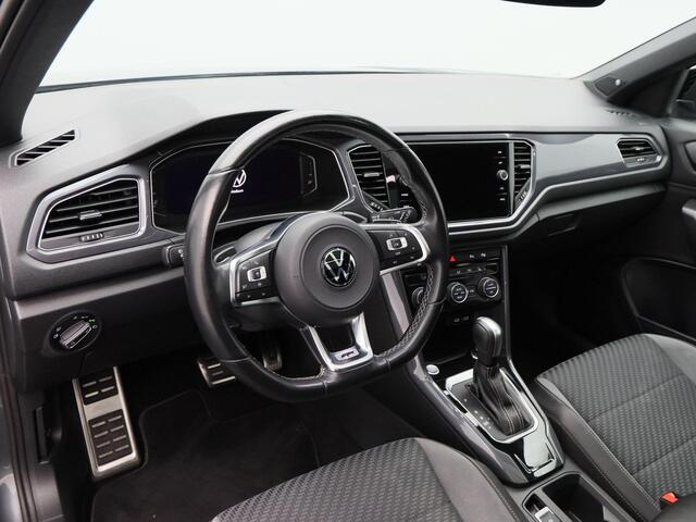 Volkswagen T-Roc 1.5 TSi 150 Pk Automaat R line | Trekhaak | Stoelverwarming | Panorama dak | Camera | Adaptive Cruise | Climatronic | Carplay | 19 Inch | 58.509 Km !!