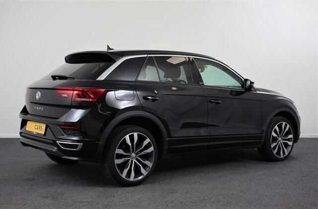 Volkswagen T-Roc 1.5 TSI 150pk DSG R-Line United Navigatie Climate Control Digitale Cockpit Full Led DAB Trekhaak Lichtmetalen Velgen 19"