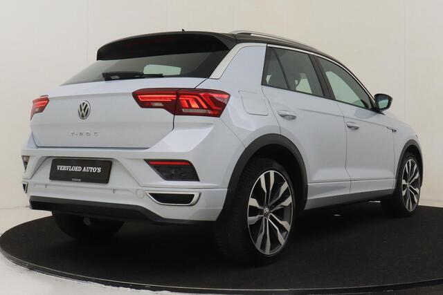 Volkswagen T-Roc 1.5TSI/150PK SPORT R-LINE -EXECUTIVE|CAMERA|ADAP.CRUISE|CAMERA|SPORTCHASSIS|ZWART-DAK|19"